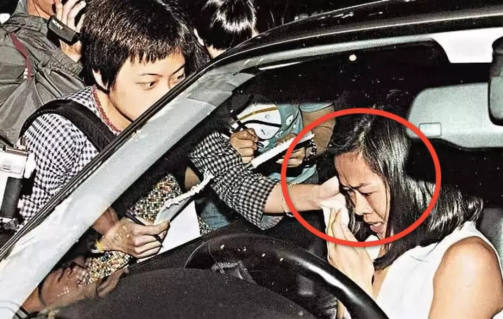 甘比为什么能打败关之琳,打败李嘉欣的豪门阔太