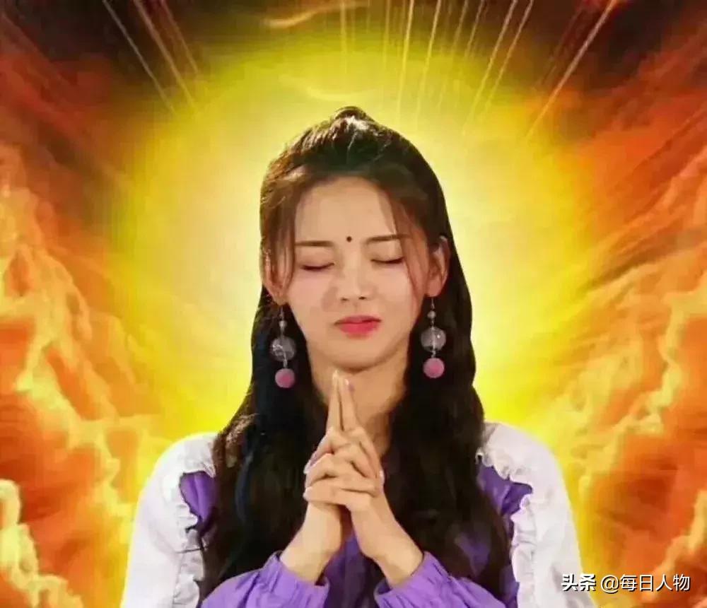 杨超越说老天爷赏的饭多吃几口,ella说杨超越老天爷赏饭吃