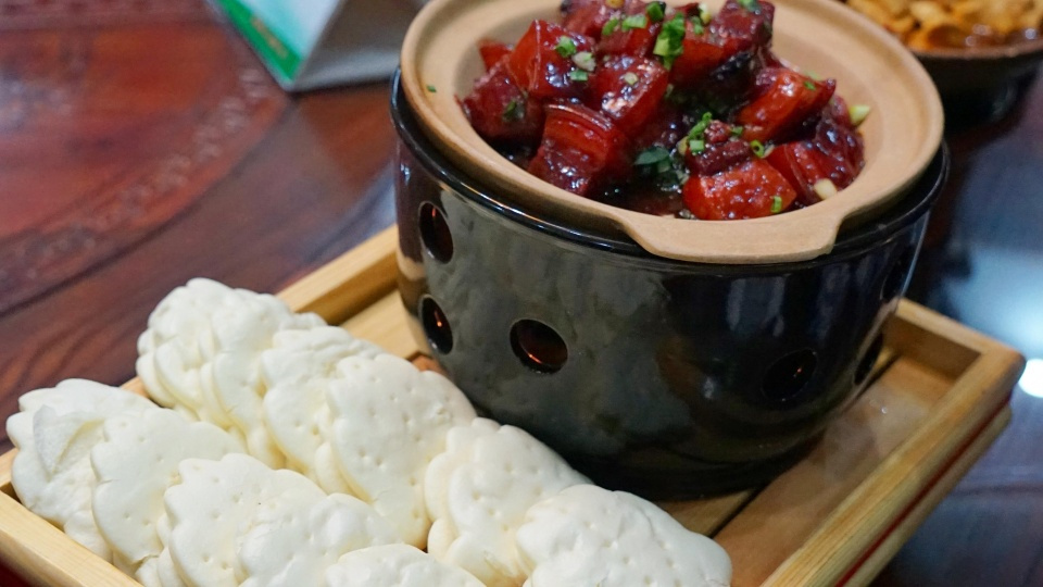 安徽耳街这家徽菜馆，生意好到每天都像是国家法定节假日