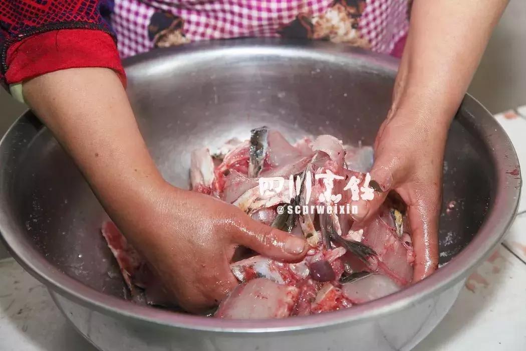 谁说火锅只有辣的好吃,火锅正宗牛油制作