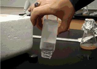 科普水是怎么结冰的,水是怎么结冰的