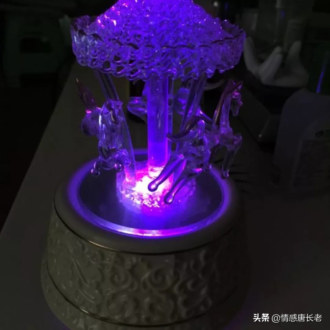 如果和钢铁直男恋爱是什么感受,和钢铁直男谈恋爱会怎样