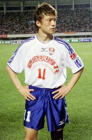 前国脚谢晖简历,国足顶流谢晖