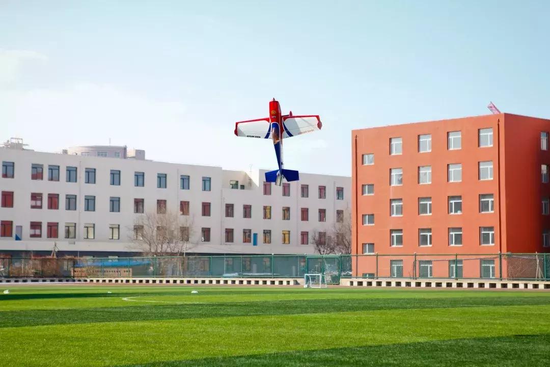 暑假去哪里玩没那么多人,暑假去哪里玩的人最多