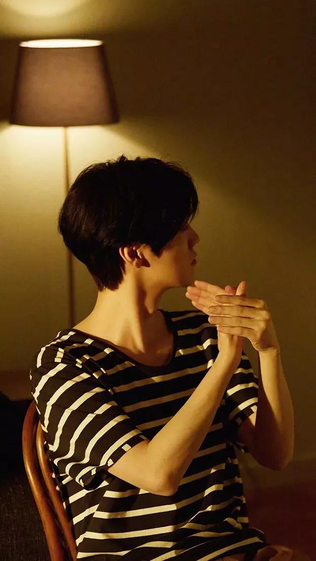 鹿晗壁纸无水印,鹿晗背影壁纸最新