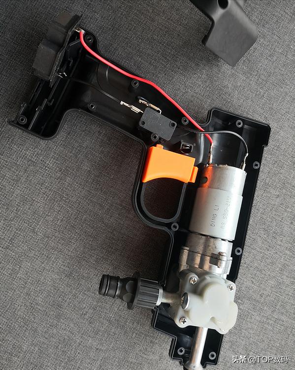 锂电洗车机能达到800w吗,锂电洗车机换大电池用