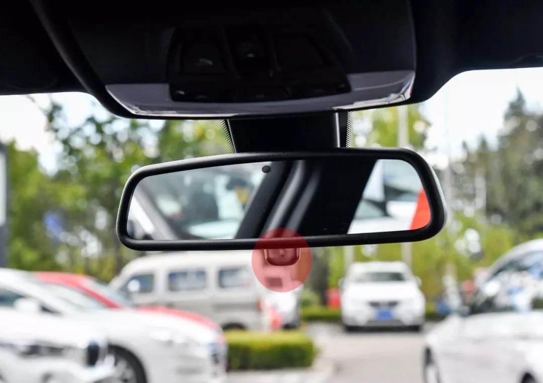 宝马车上的按键功能图解大全,宝马车内按键功能图介绍