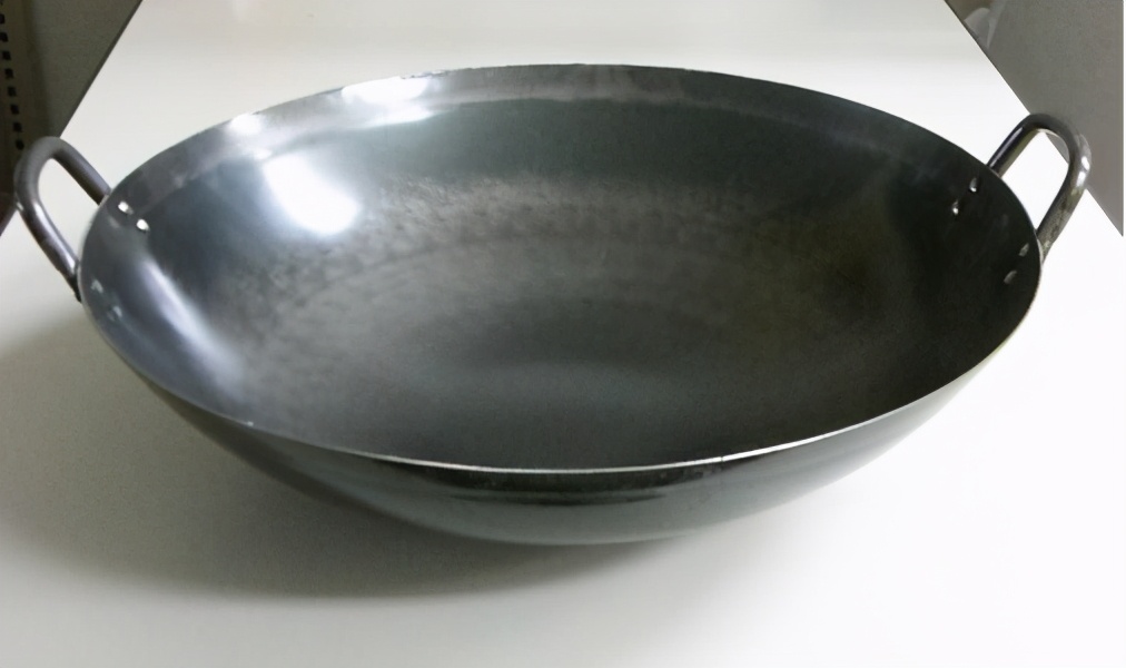 户外锅具选择什么材质的锅具,分享如何正确使用各种材质的锅具