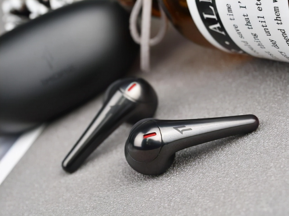 索尼降噪耳机fh-1000xm4降噪分贝,入耳式降噪耳机百元测评排名