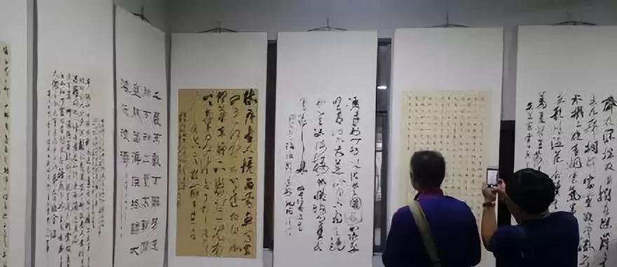 蓝花楹昆明网红打卡地在哪里,昆明周边湿地公园网红打卡地