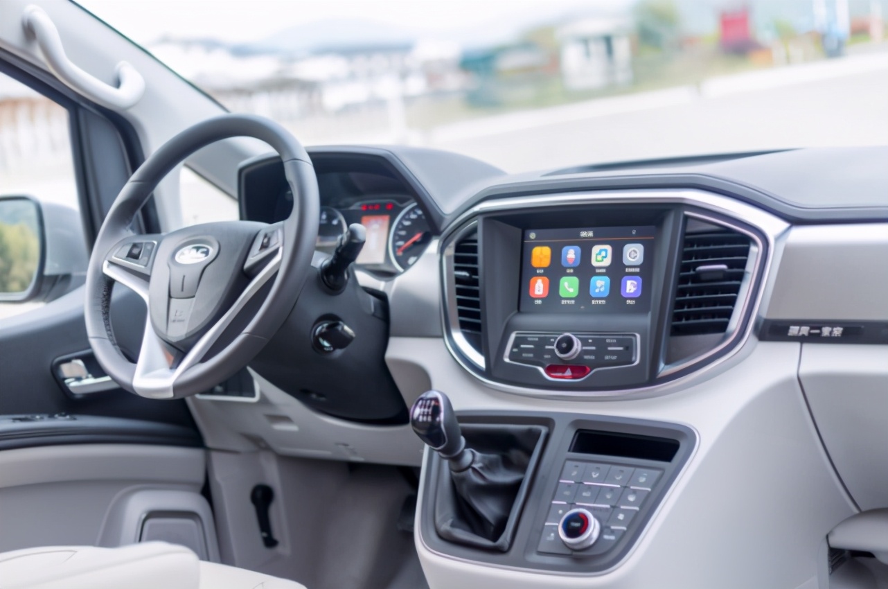 新款江淮瑞风m4多少钱一辆,新款江淮瑞风m4高配版