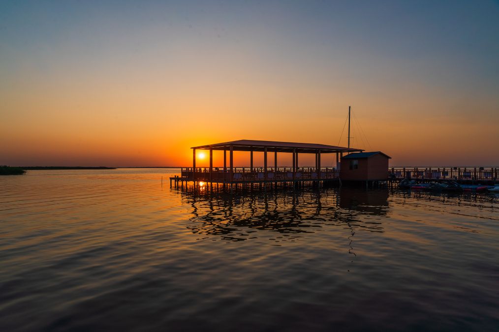 她是滔滔千里黄河的宠儿，阴山之下、河套之上的掌上明珠