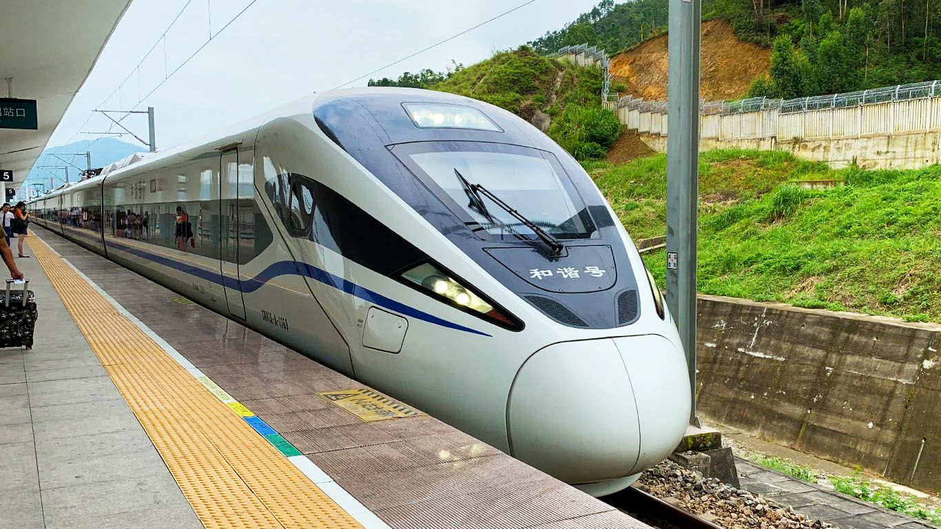 中国第一个动车组配属哪个铁路局,广州铁路局复兴号动车组配属情况