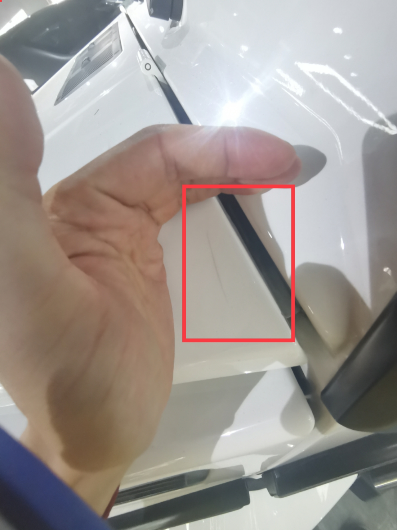 5年的奔驰C260还会贬值多少,十多年的奔驰g值得买吗