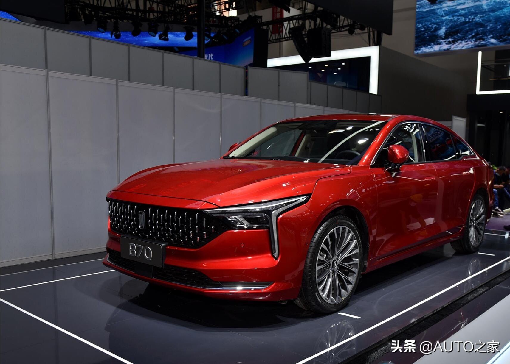 老款奔腾b70底盘和马6的区别,奔腾b70底盘和马自达一样吗