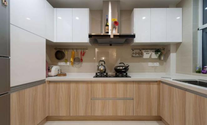 抽油烟机怎么选择和注意事项,抽油烟机买多大的可以吸得干净