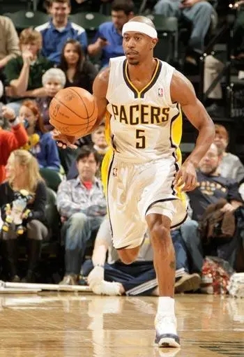 谁是nba最有统治力球员艾弗森,nba最难打碎的纪录艾弗森10抢断