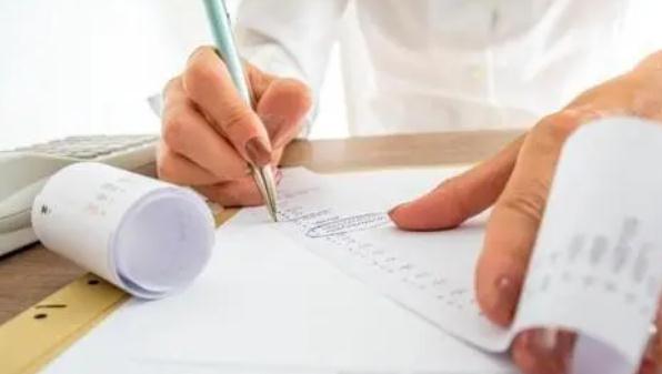 怎么判定固定资产折旧年限呢,最新固定资产折旧年限口诀