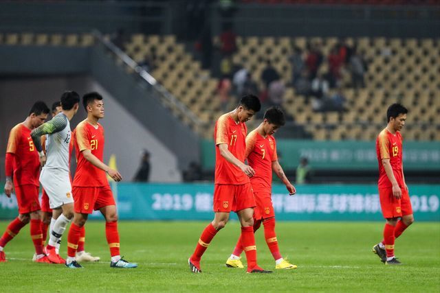 国足失利与李铁的战术有多少联系,国足青年队惨败巴西