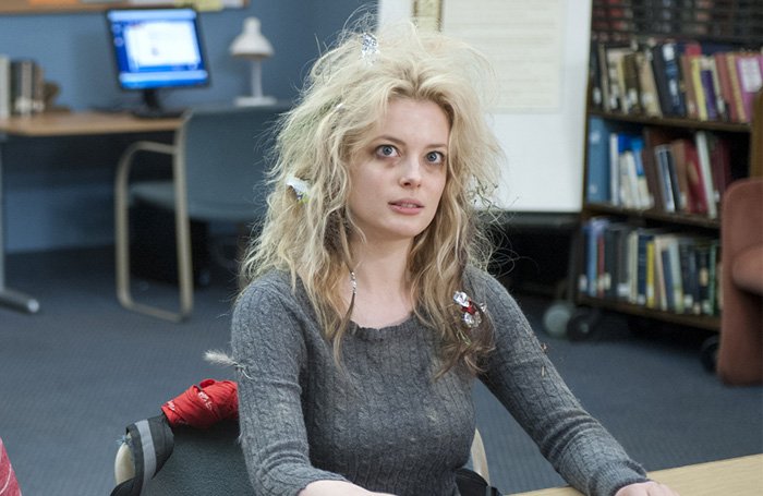 被雷劈头发竖起来的样子图片,头发竖起来怎么避免被雷劈