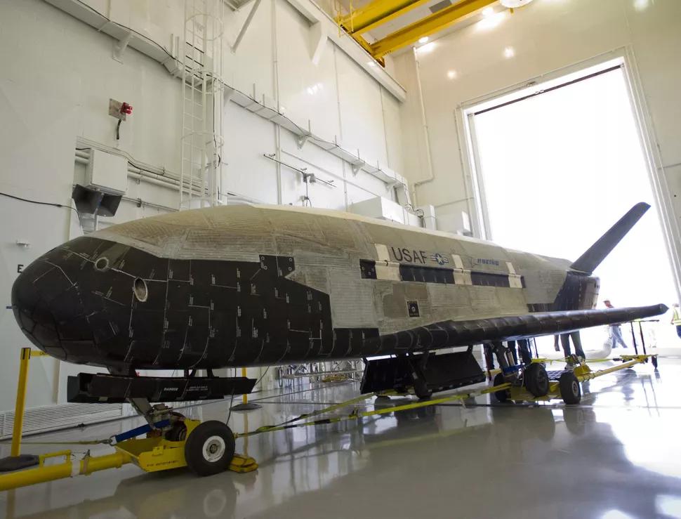 全球爱好和平国家的噩梦“达摩克里斯之剑”X-37B70图