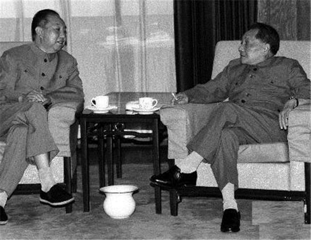 解密：毛主席的水晶棺是如何研制的？可抗8级地震