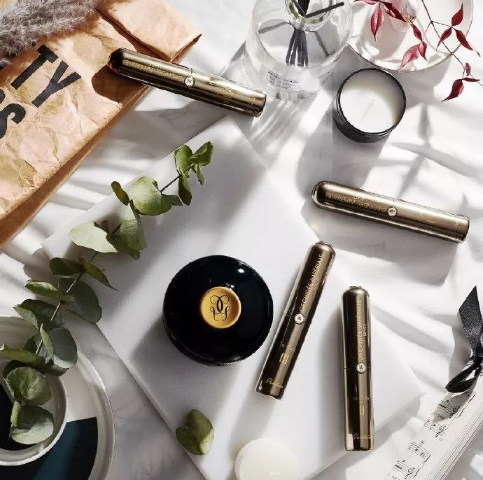 5600元的史上最贵眼霜，刚刚推出就卖断货了……