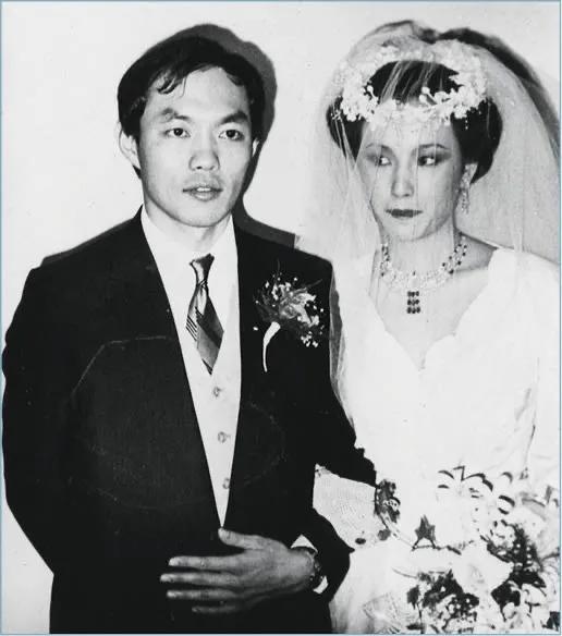 三房太太，13名子女，争夺几百亿家产，霍家宫斗比港剧精彩多了