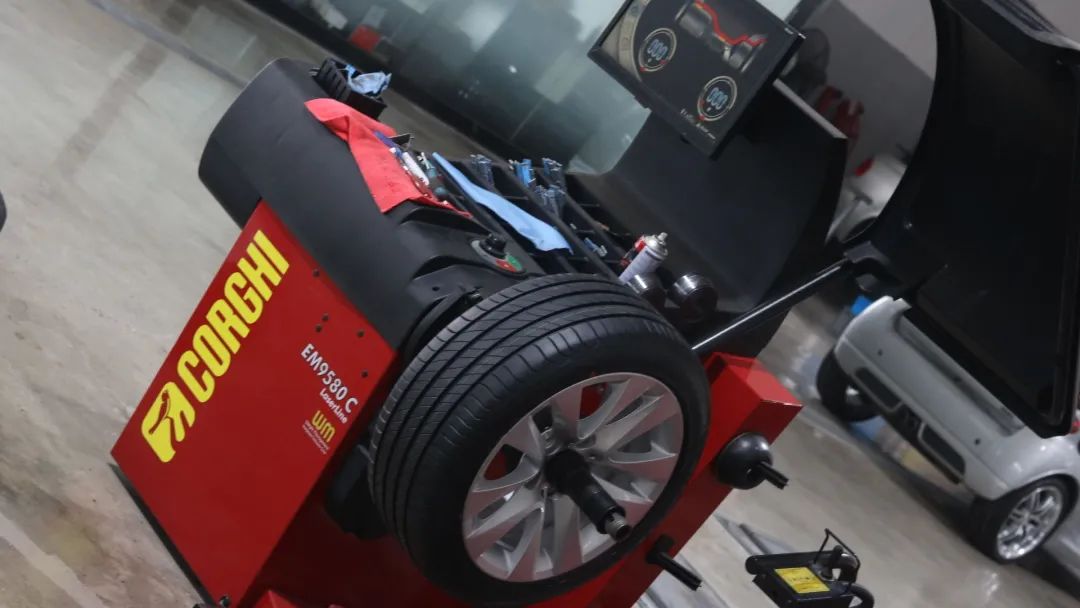 修复二手宝马e90,06宝马e90翻新全过程