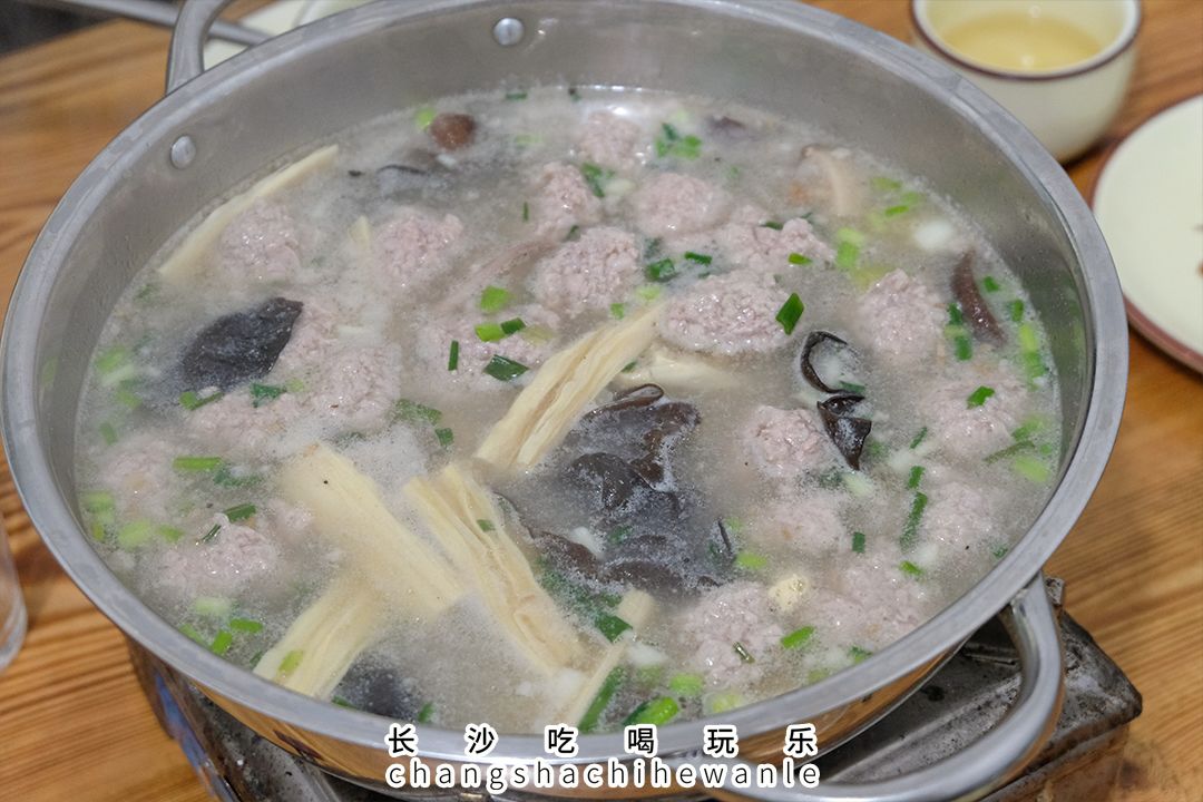 德雅路特点美食,德雅路上有什么好吃的