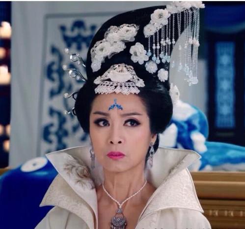 武则天为何怕韦后,武则天退位后怎么对付韦后的