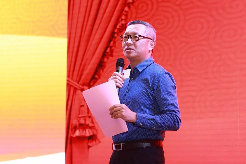 朗姿股份董事长申东日简历,朗姿股份公司董事长申东日