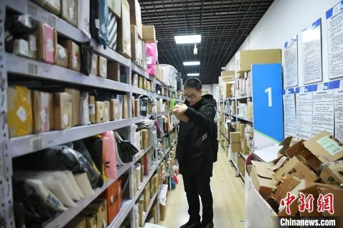 春节不打烊快递涨价怎么办,春节快递发货涨价到几号