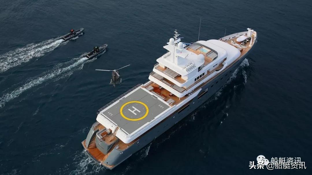 带地效飞行器的豪华游艇,带直升机甲板的豪华游艇