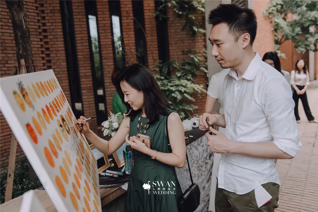 红砖美术馆婚礼游戏,红砖美术馆婚礼布置