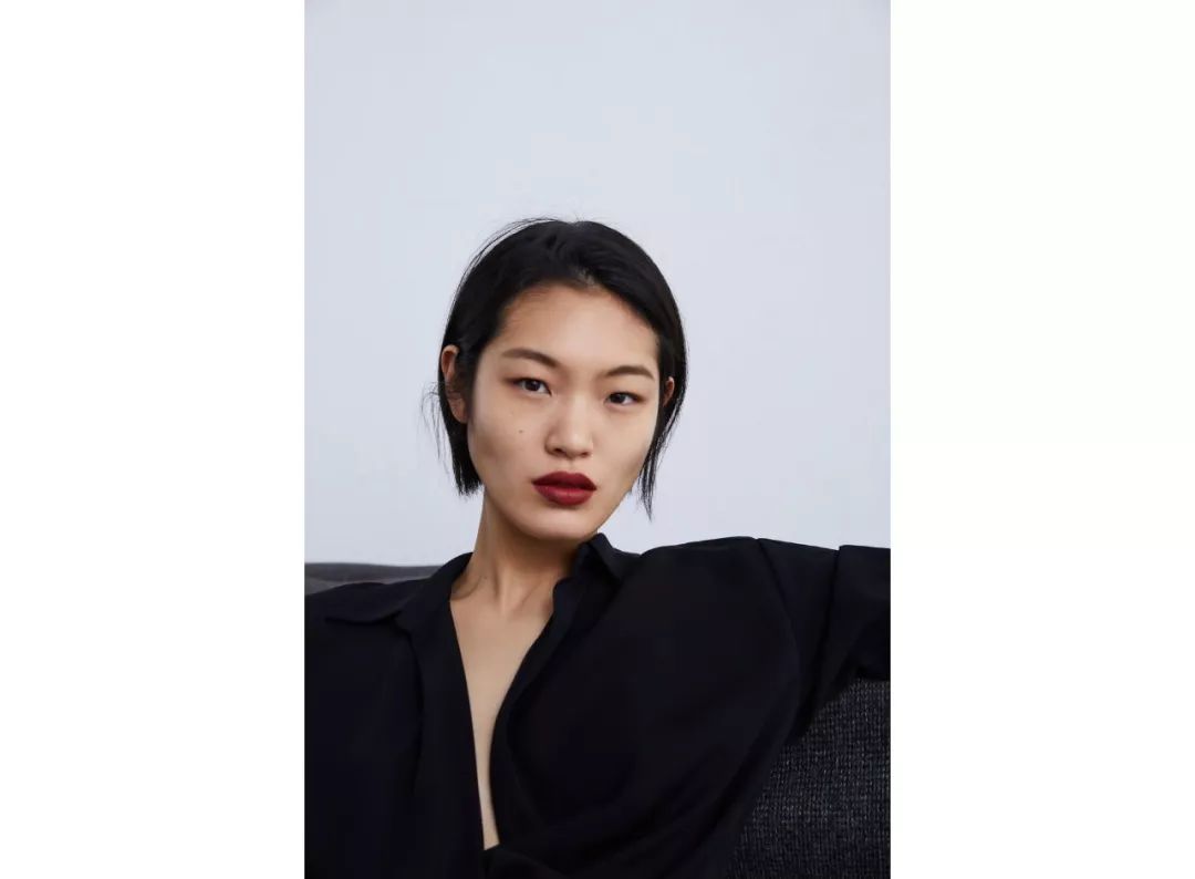 ZARA竟然出彩妆了