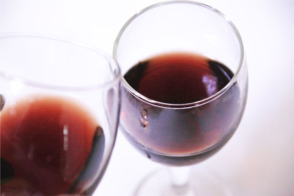 女生经期真的不能洗头吗,女性月经期间真的不能洗头么