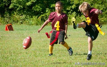 football足球英语单词,football的英文短文