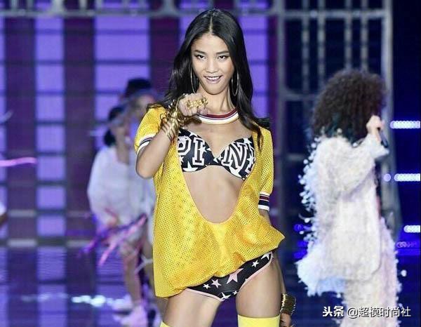 维密超模十大经典失误,维密超模十大经典瞬间