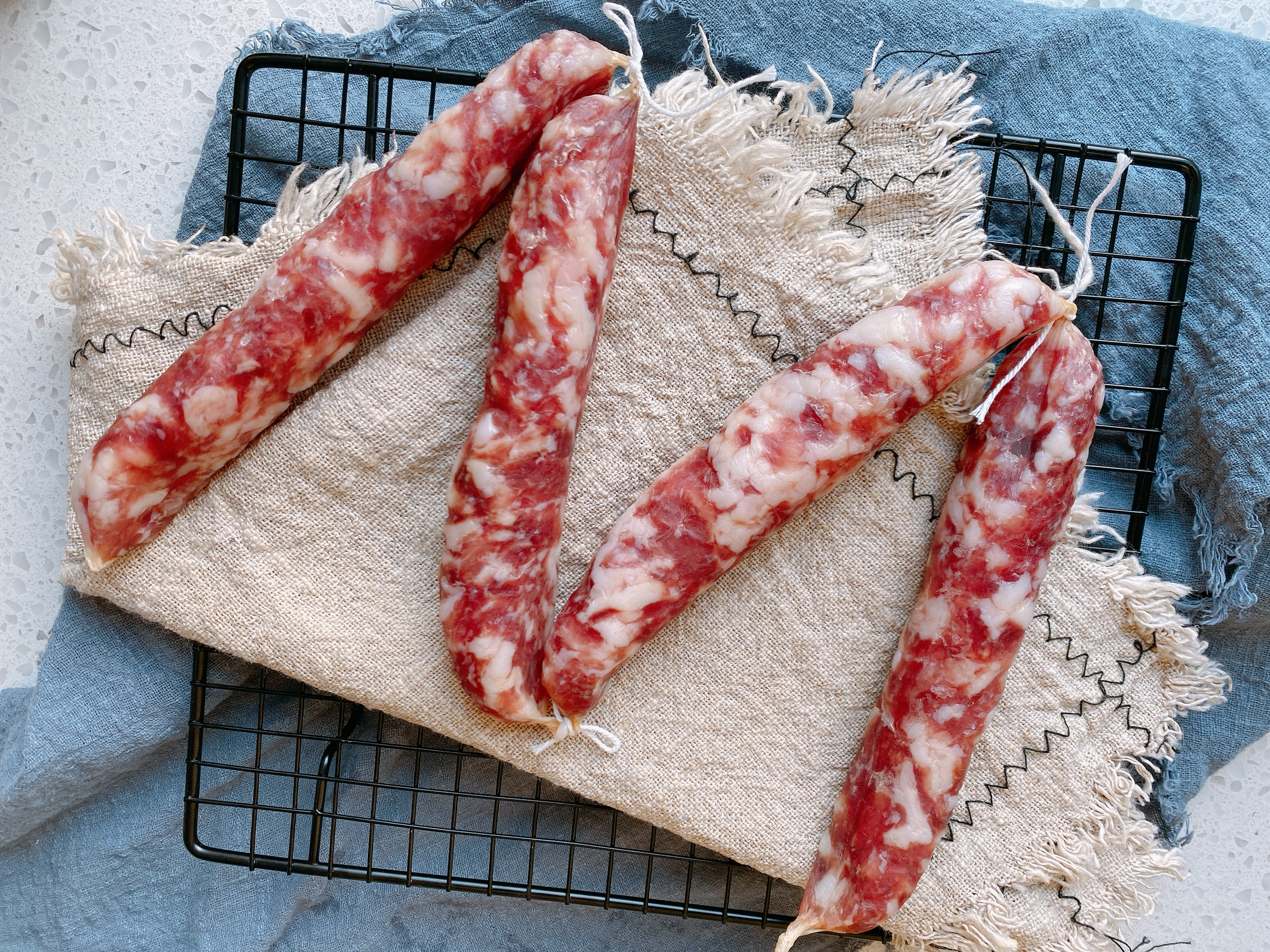 灌香肠的独家秘方一定要收藏起来,灌香肠4斤香肠的制作方法和配方