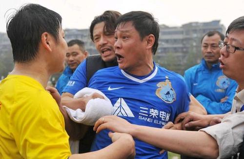 当今足坛十大神级人物,中国足坛现役十大球星