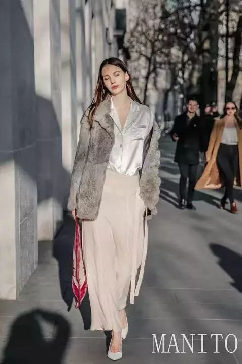 一定要有一套好看的睡衣,可以穿出门的夏天秋衣秋裤睡衣