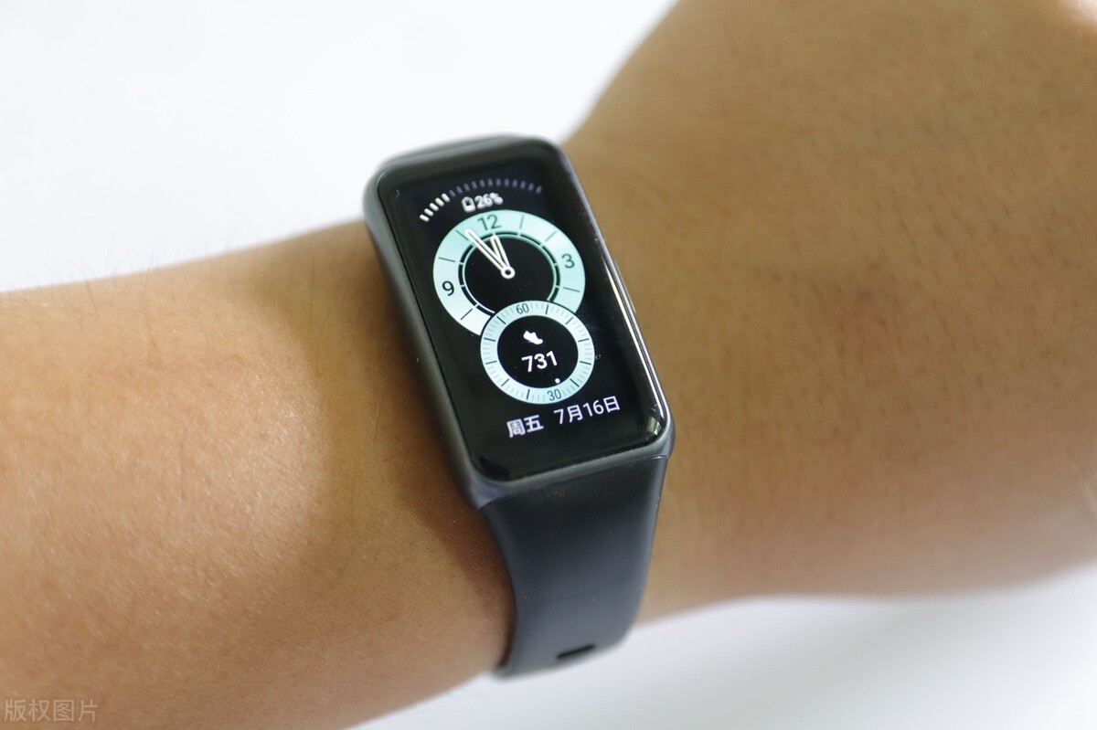 华为手环6标准版与nfc版怎么选,华为watchfit和华为手环6