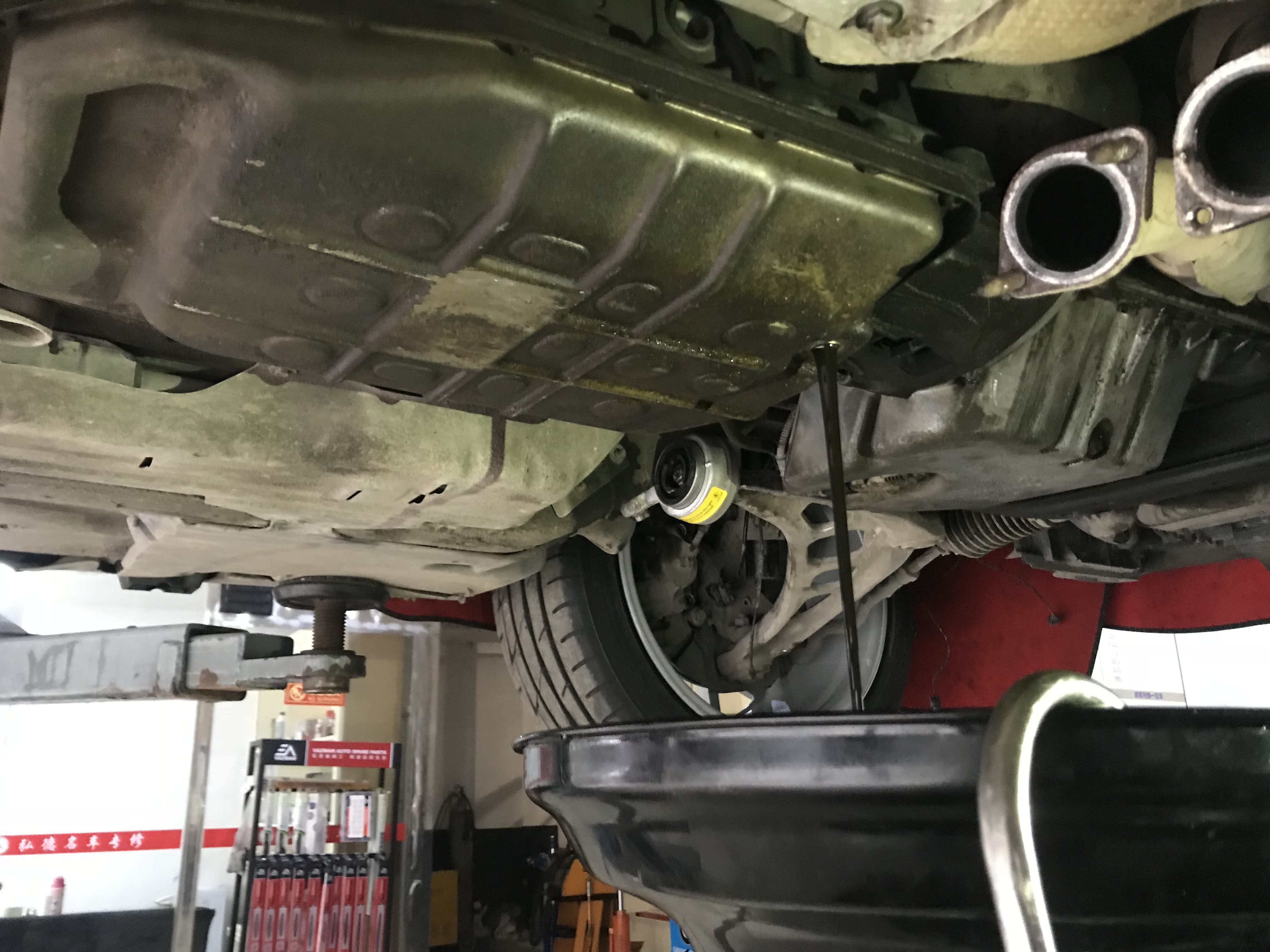 宝马e46325ci测评,宝马e46325i是国几