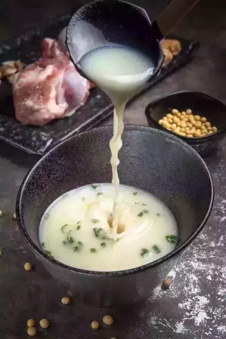 终于等到你！排队神话”《哥老官》3.8折空降包河万达，抢抢抢号