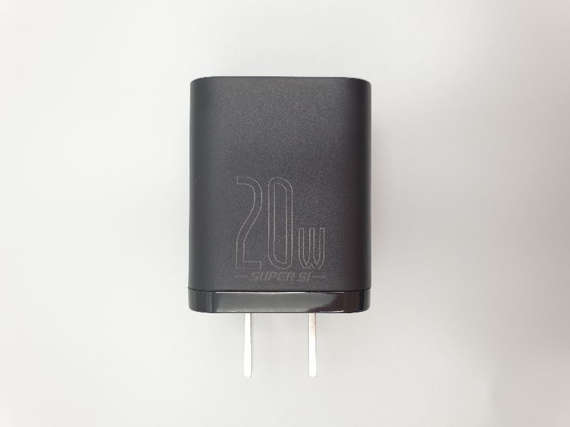 倍思超级硅20w快充有3c认证吗,倍思supersi超级硅快充拆解