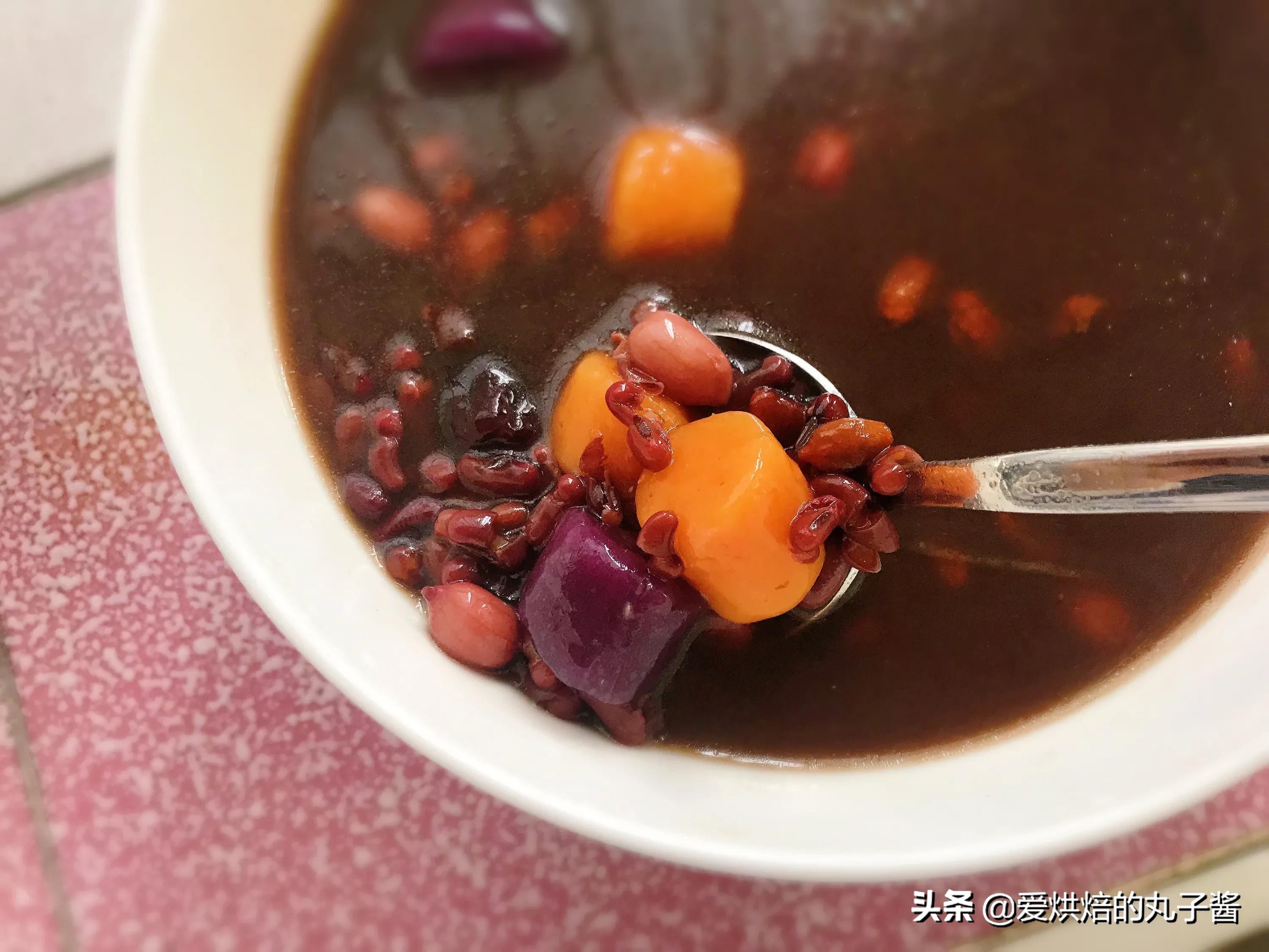 冬天给家人要多喝这碗汤驱寒暖胃,天气寒冷多喝这汤开胃下饭又营养