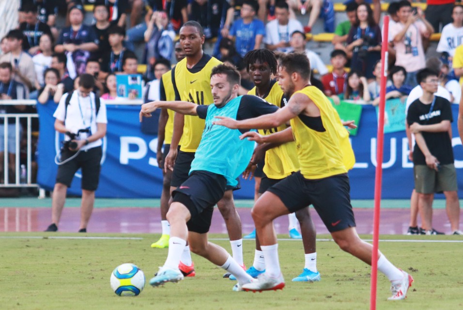 巴黎圣日耳曼姆巴佩卡瓦尼内马尔,内马尔首秀巴黎圣日耳曼vs图卢兹