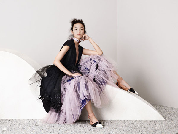 雎晓雯刘雯奚梦瑶何穗机场合影,何穗奚梦瑶刘雯雎晓雯图片