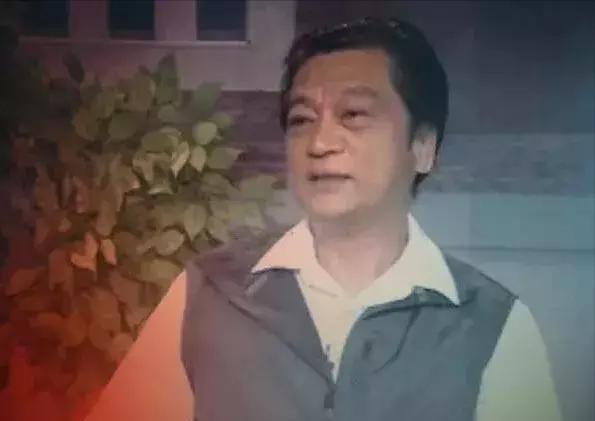 86版西游记总导演杨洁遗体追悼会,西游记导演杨洁给六小龄童示范